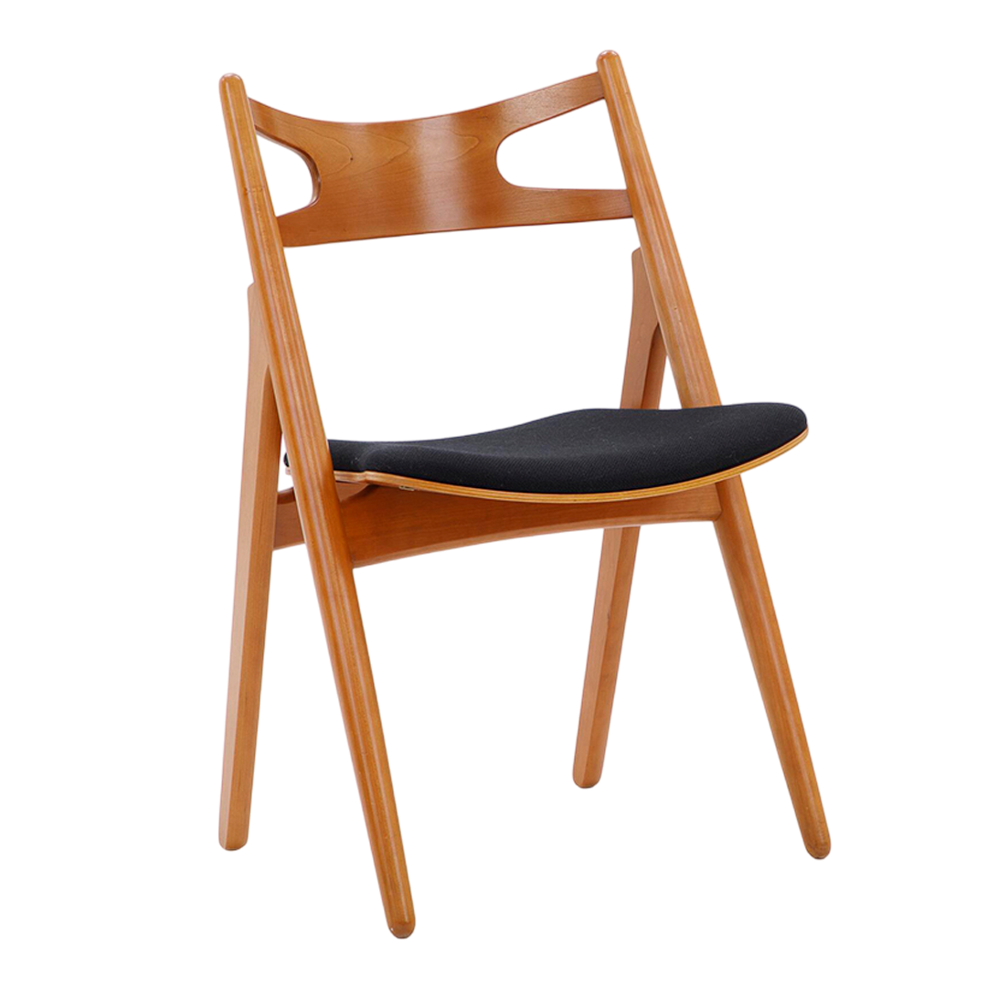 1952 Hans J. Wegner : "The Saw Horse Chair" in cherrywood & wool