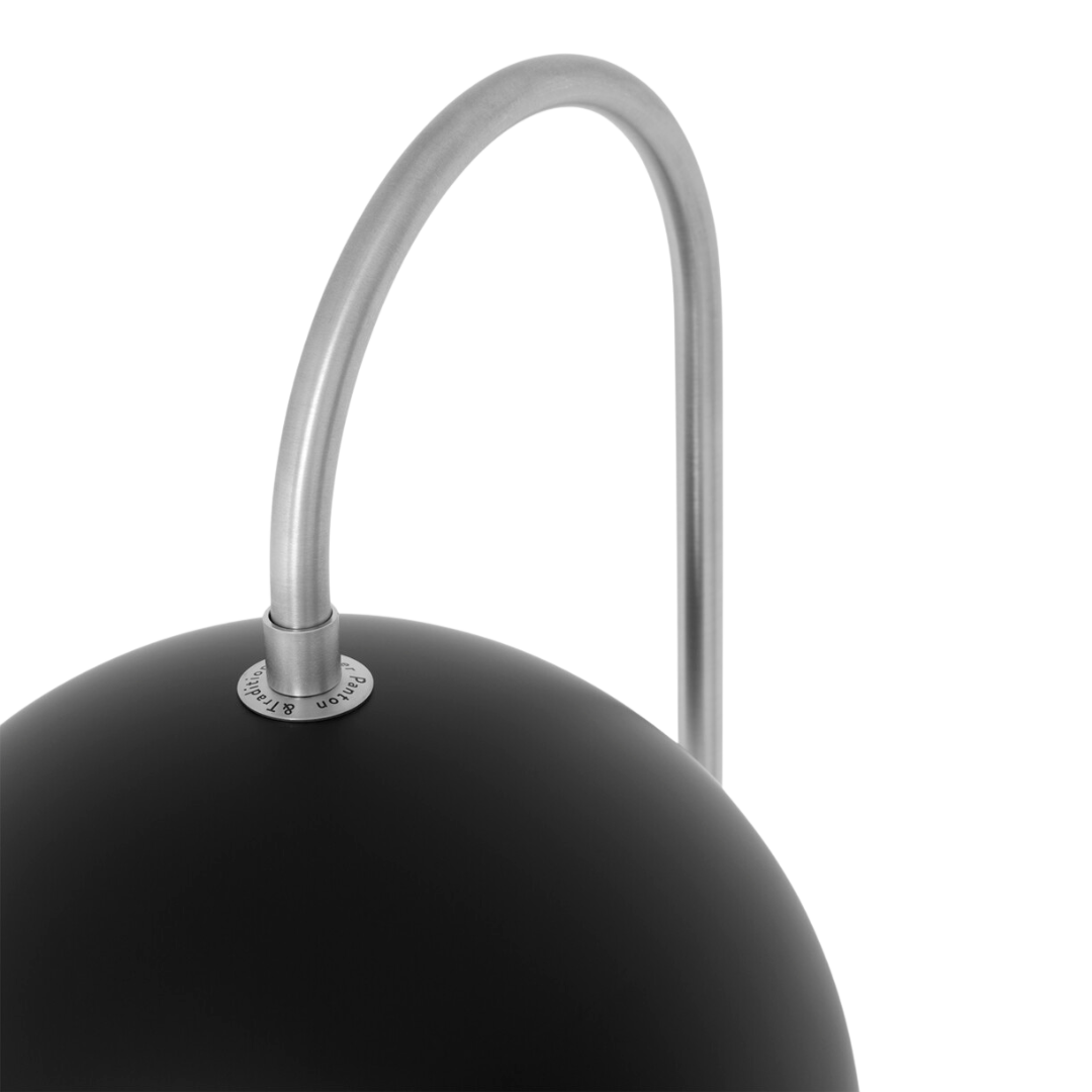 Verner Panton : Flowerpot VP12 Floor Lamp for &Tradition