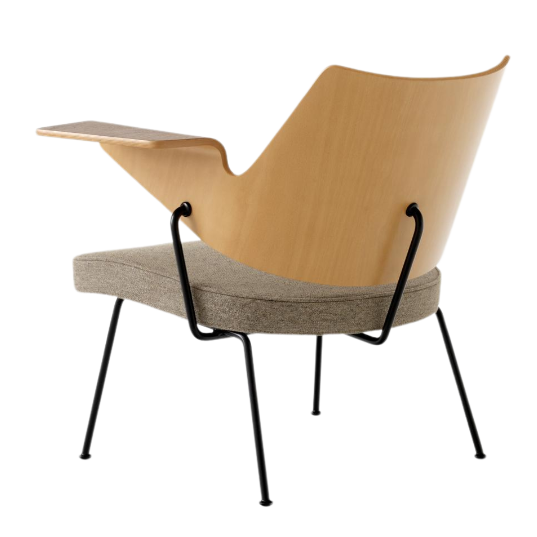 Robin Day : RFH Lounge Chair RD8 for &Tradition