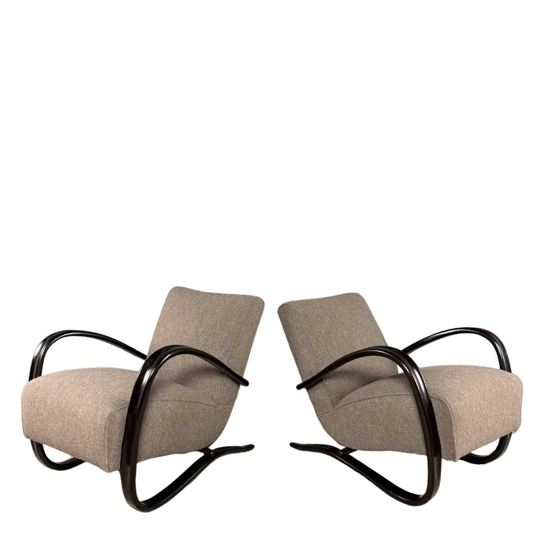 1930s Jindřich Halabala : pair of H269 lounge chairs, Czech