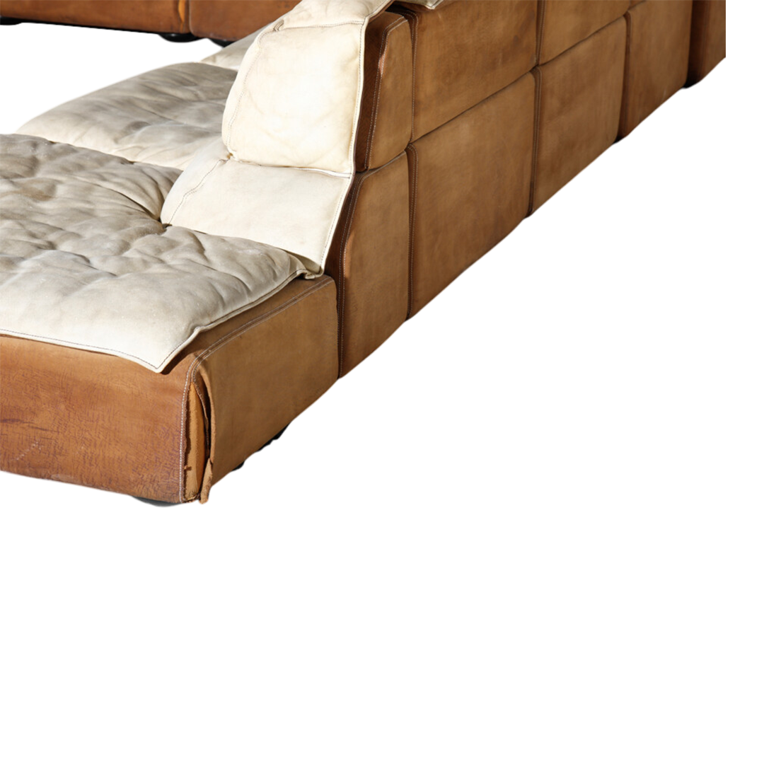 1970s Carlo Bartoli : "Bogo" modular 7-part leather sofa, Italy