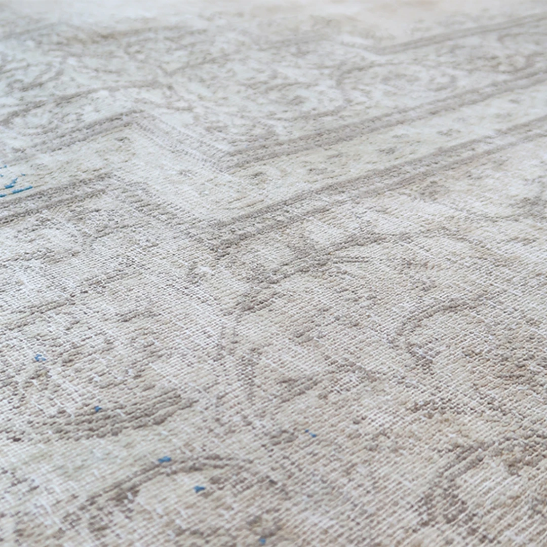 1960s Persian Kerman : 8'10 x 11'10 overdyed carpet