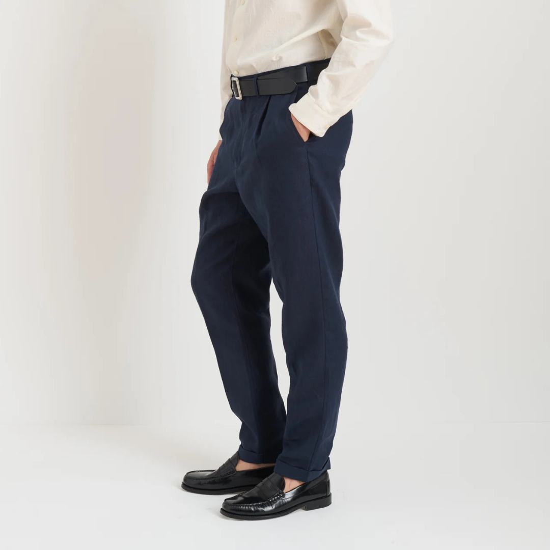 Alex Mill : Standard Pleated Pant in Linen