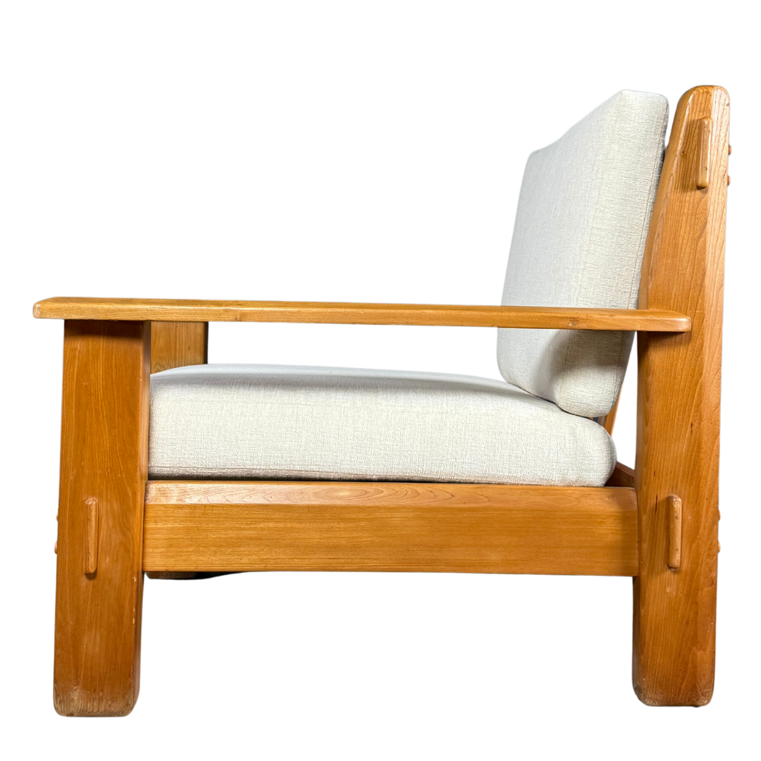 1970s French : solid oakwood lounge chair, visible joinery, new upholstery