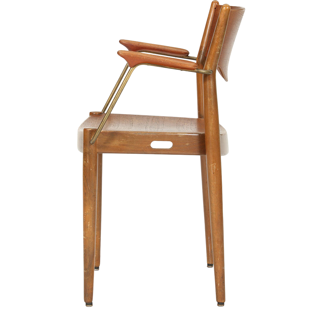 55 - 1944 Hvidt & Mølgaard-Nielsen : teak, beech & brass "Portex"armchair, Fritz Hansen
