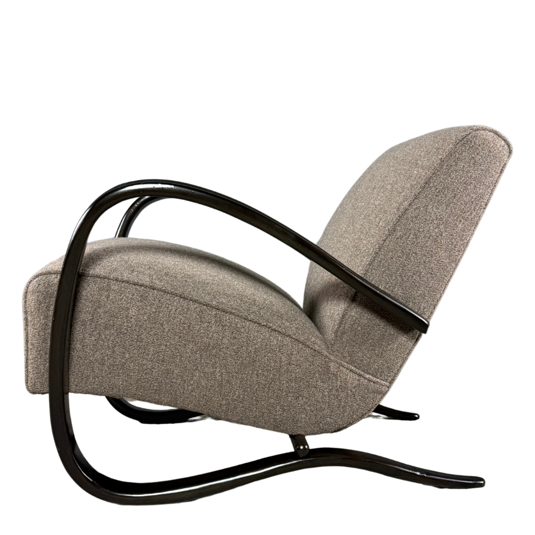 1930s Jindřich Halabala : pair of H269 lounge chairs, Czech