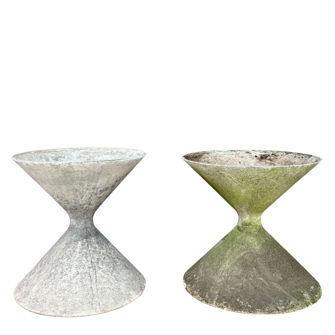 1960s Willy Guhl : 18-19" diablo garden planter, Switzerland