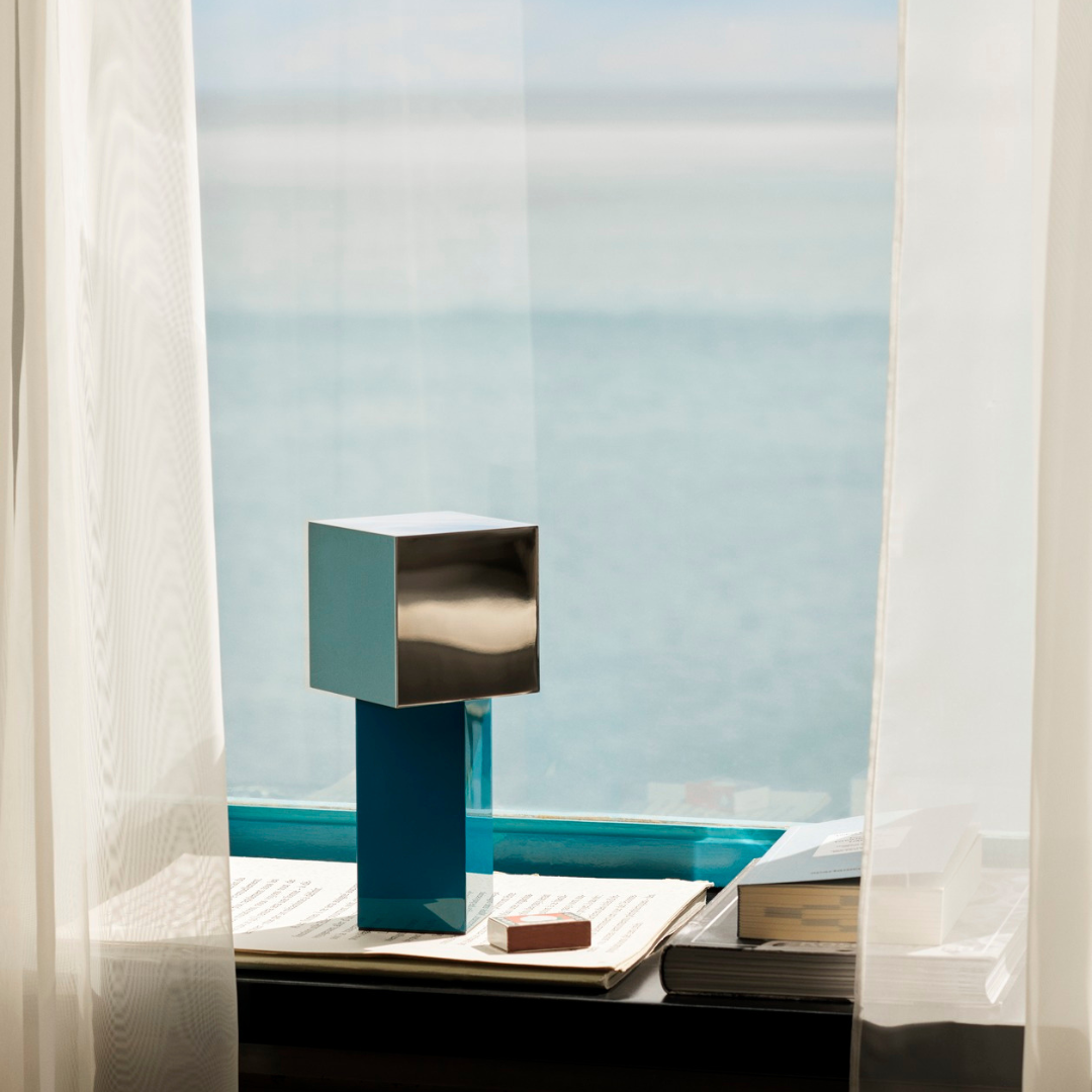 &Tradition : Pivot ATD7 Portable Table Lamp