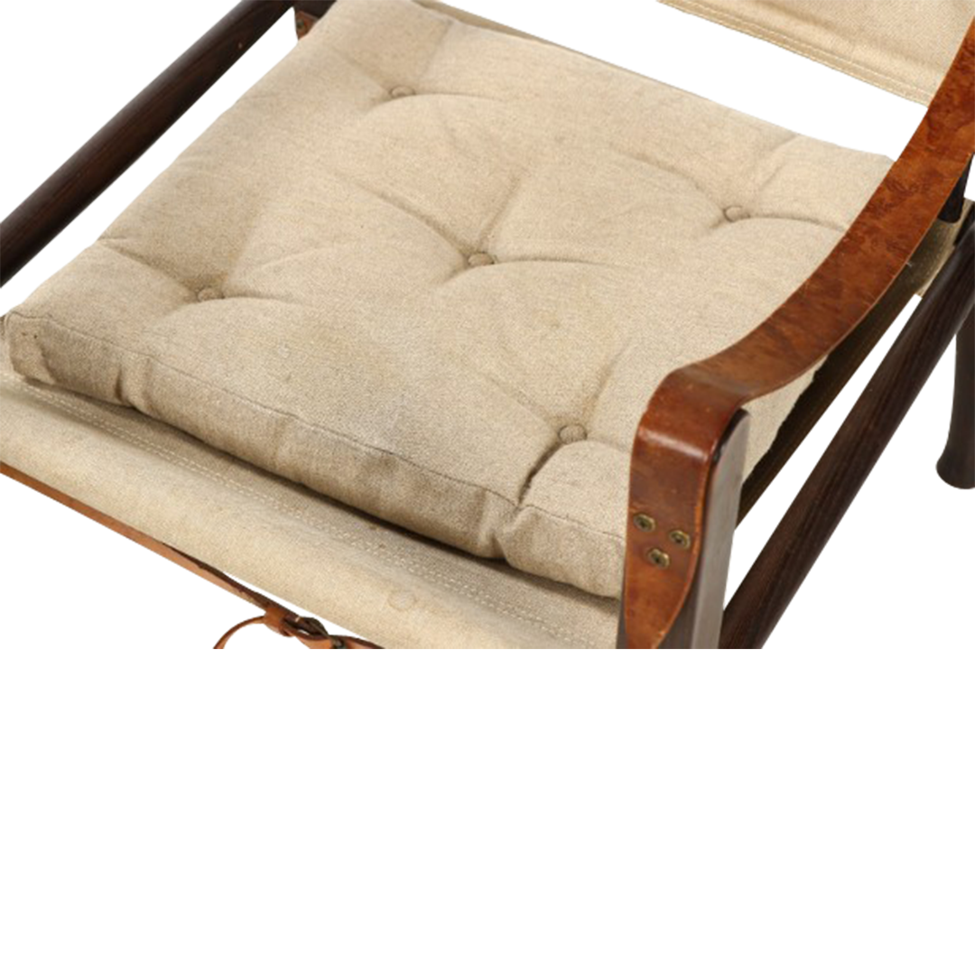 1933 Design Kaare Klint : ashwood & canvas safari chair, Denmark