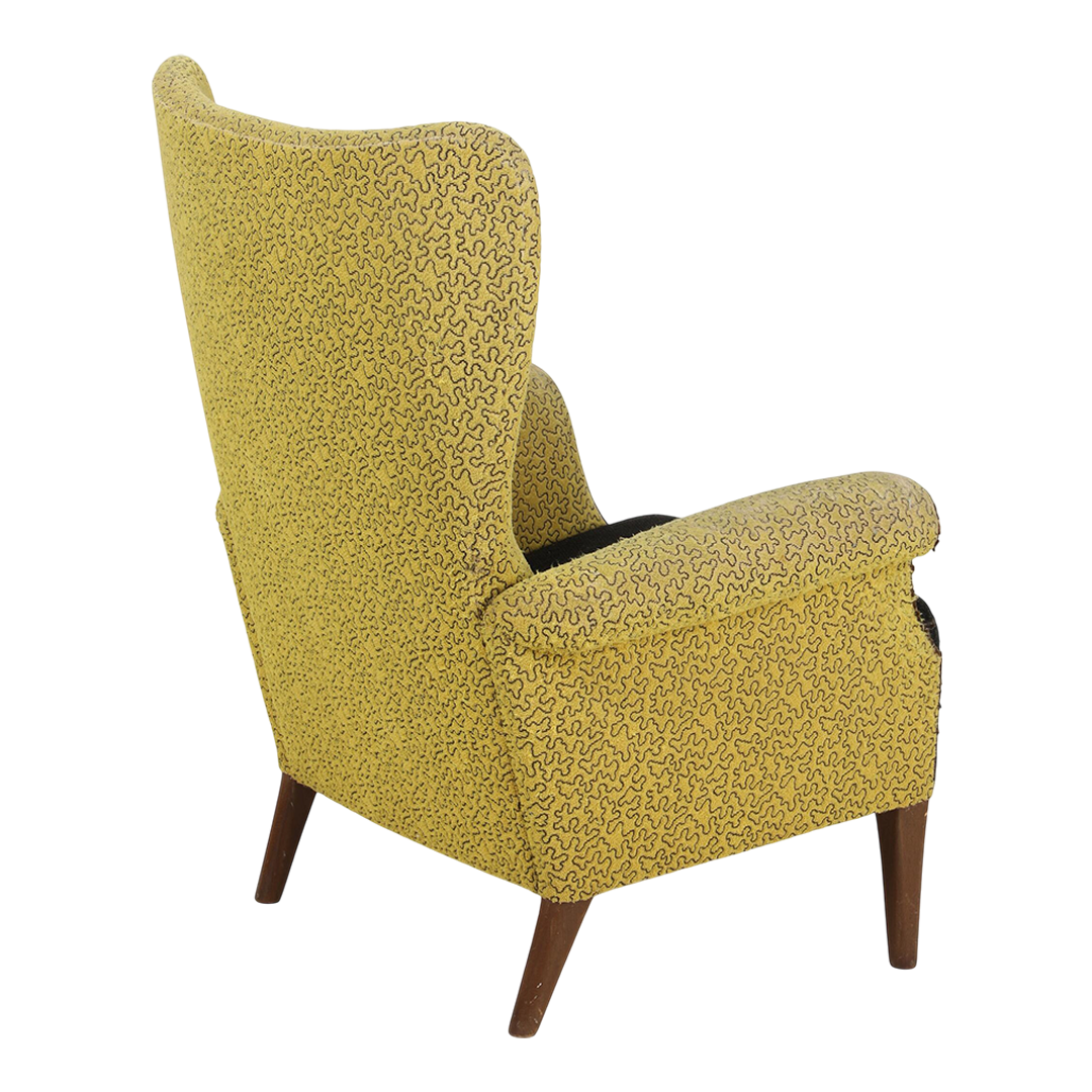 1950s Fritz Hansen : upholstered armchair with sculpted tall back
