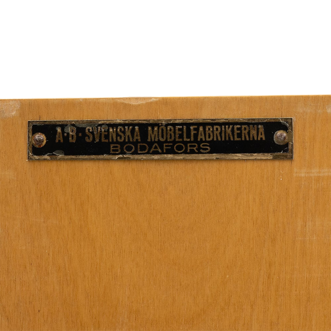 1940s Axel Larsson : "1000 Series" flame birch desk, Bodofors