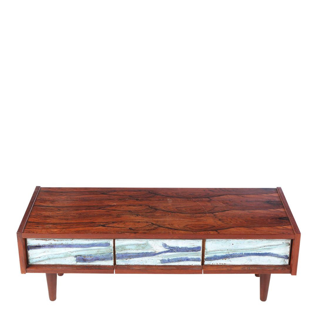 1960 Danish design : rosewood low chest with tile front