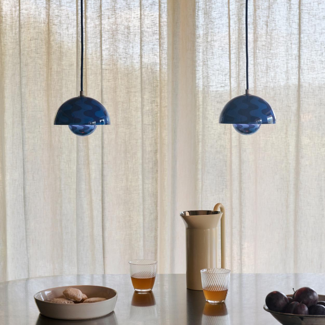 Verner Panton : Flowerpot VP10 Pendant Lamp for &tradition