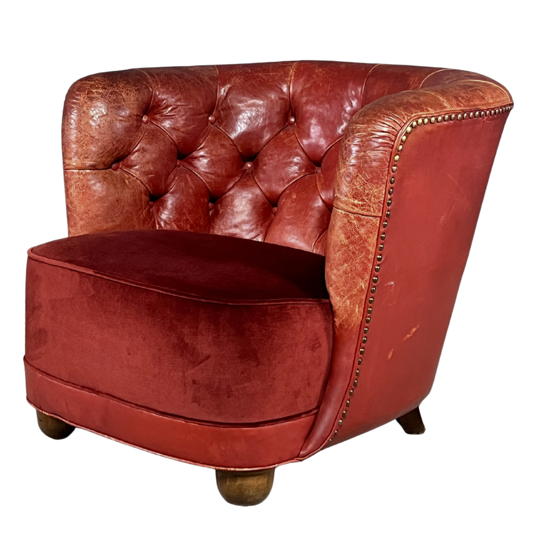 1930s Danish : pair of exceptional leather tufted club chairs