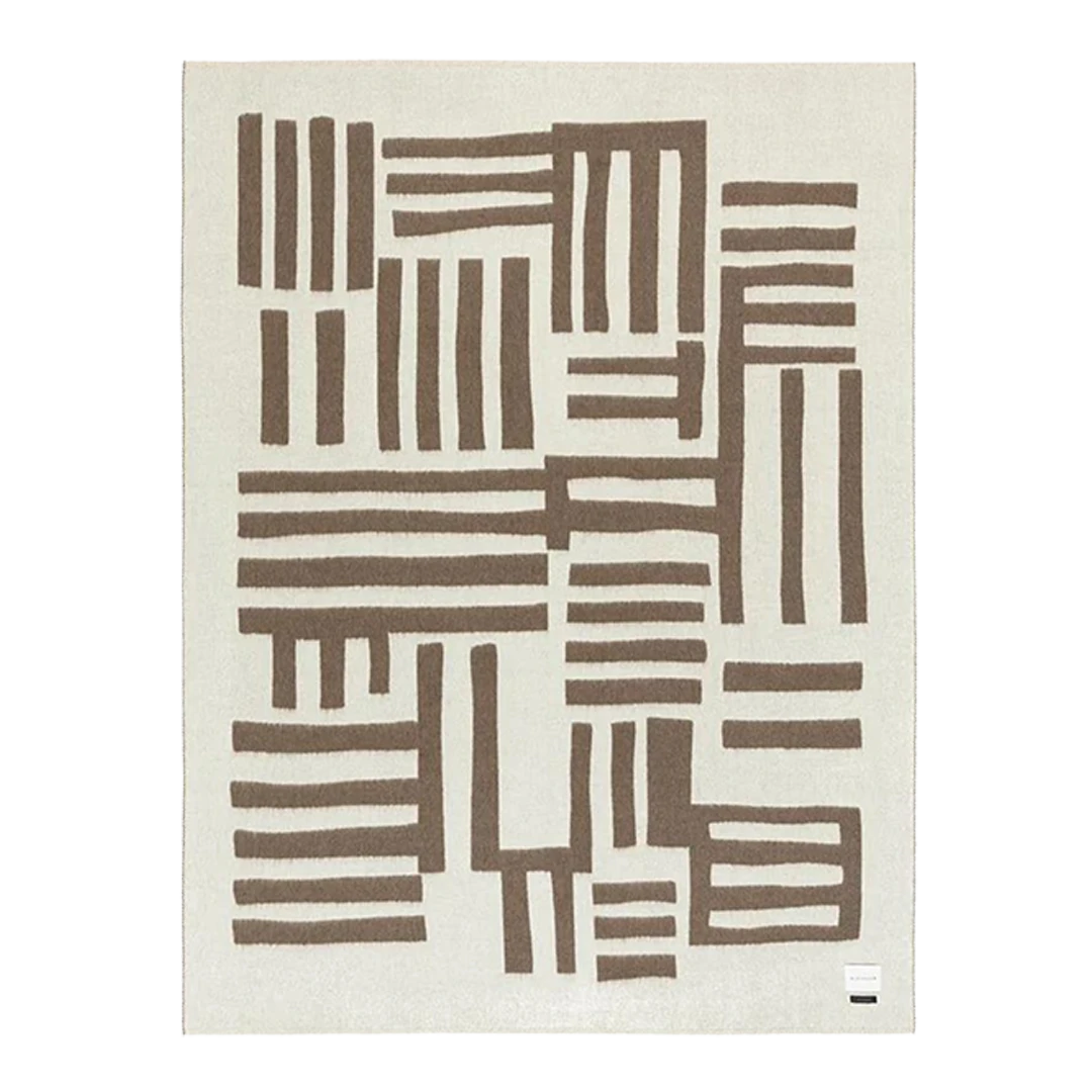 Blacksaw : Rosin Reversible Zero Dye Throw in Ivory / Cacao