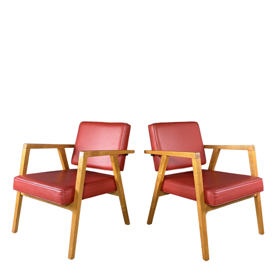 1950s Franco Albini : model 48 "Louisa" armchair in red leatherette