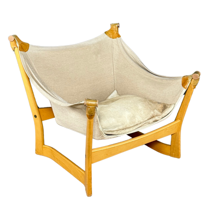 1960s Tormod Alnaes : beechwood "Trega" lounge chair, w/hide cushion