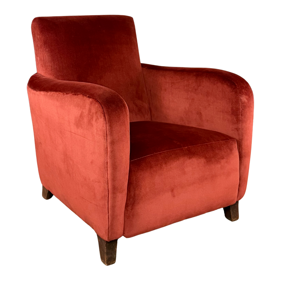 1950s American : classic fully upholstered modern easy chair