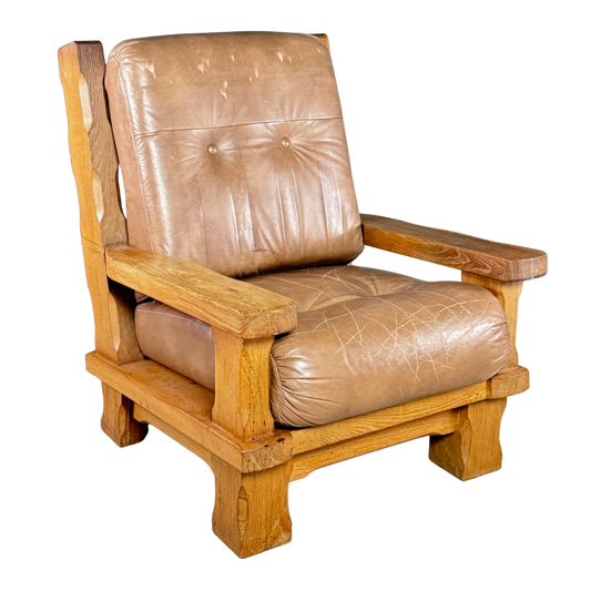1970s French :  Néo-Rustique solid oakwood and leather lounge chair