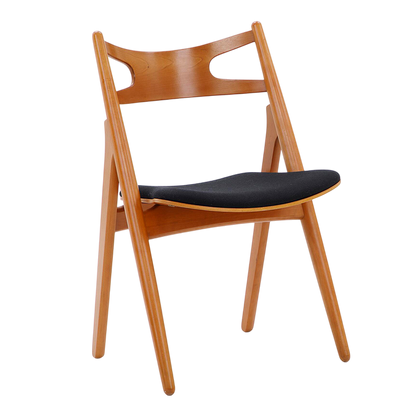 1952 Hans J. Wegner : "The Saw Horse Chair" in cherrywood & wool