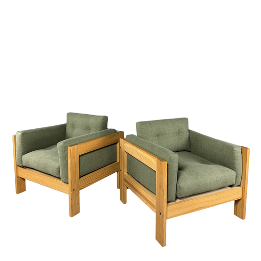 Pair 1980s European : solid pinewood square-frame armchairs