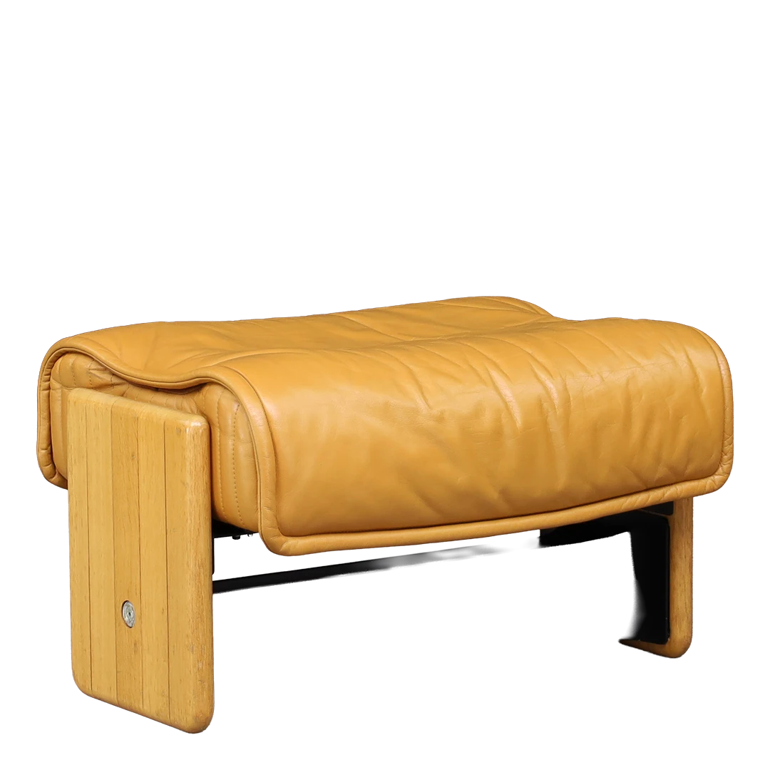1970s Otto Zapf : sculptural light leather lounge and ottoman, Germany