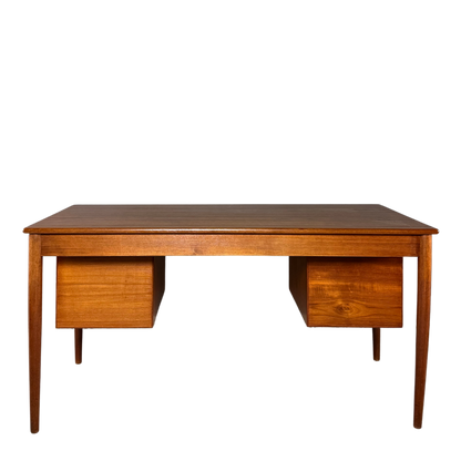 1960s Borge Mogensen : teak & oak Model 130 desk, Denmark