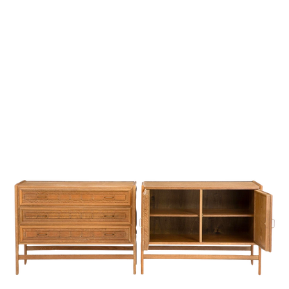 Late 1970s Danish design : paneled oakwood cabinet