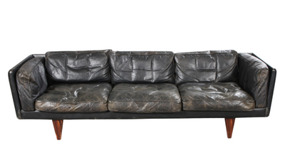 1960s Illum Wikkelsø Model V11 black leather sofa