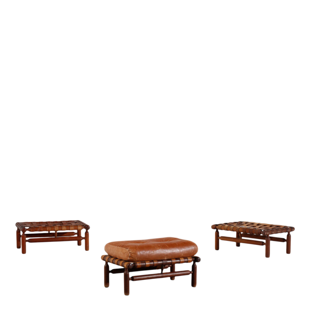 1950s Ilmari Tapiovaara : rare doweled wood and leather stools, Cantù