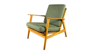 Mid-century solid oakwood 2-cushion armchair
