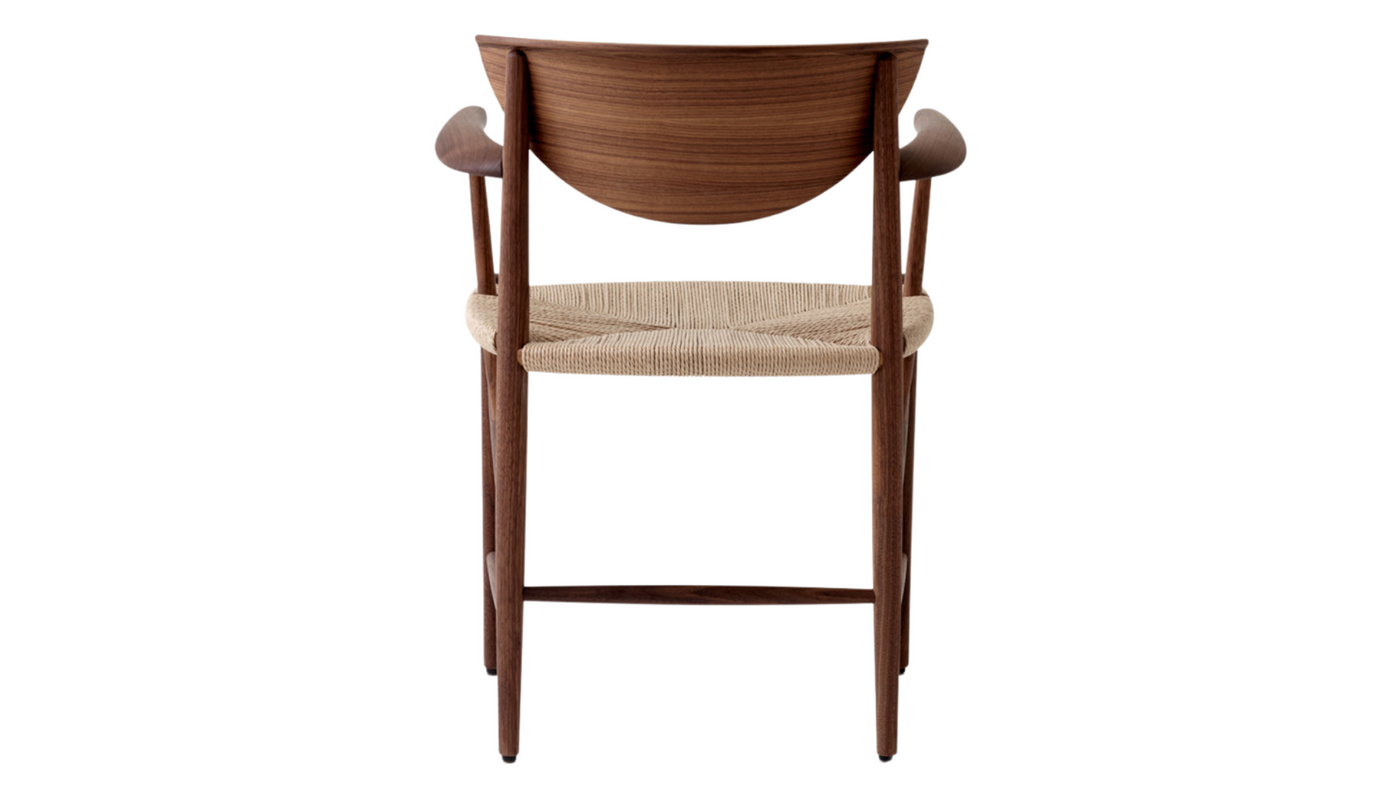 Drawn HM4 Chair by Hvidt & Mølgaard for &Tradition