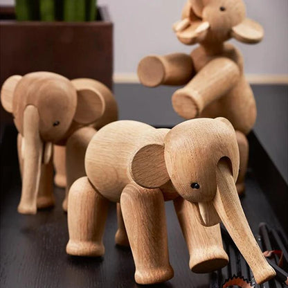 Kay Bojesen : Elephant in Oak (Mini)