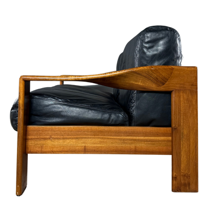 1970s Mobilgirgi S.p.a. : architectural black leather 2-seat sofa, Italy