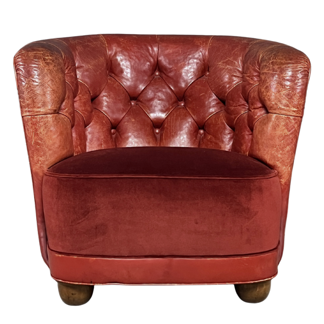 1930s Danish : pair of exceptional leather tufted club chairs