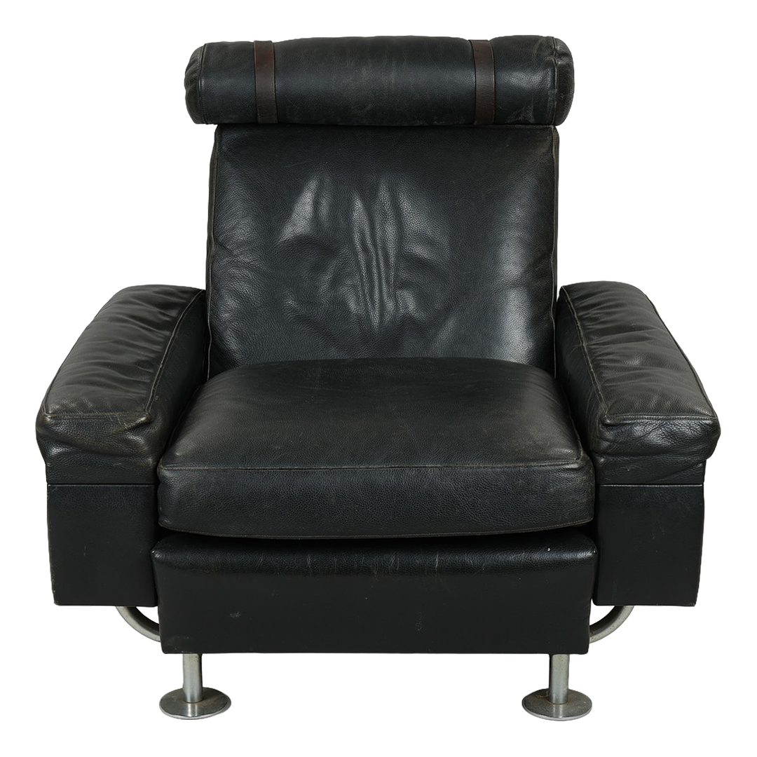 1970s Illum Wikkelsø : Model 500 black leather & steel lounge chair, Denmark