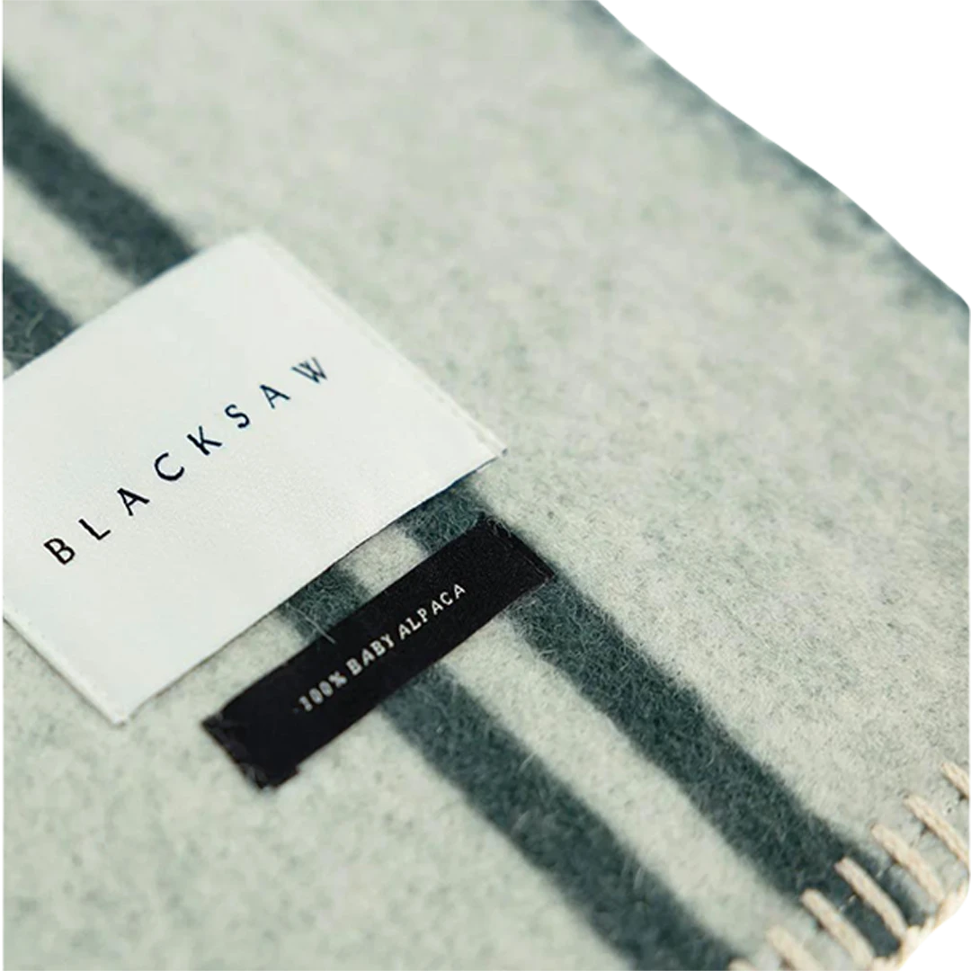 Blacksaw : Straits Reversible Throw in Dark Forest/Bone