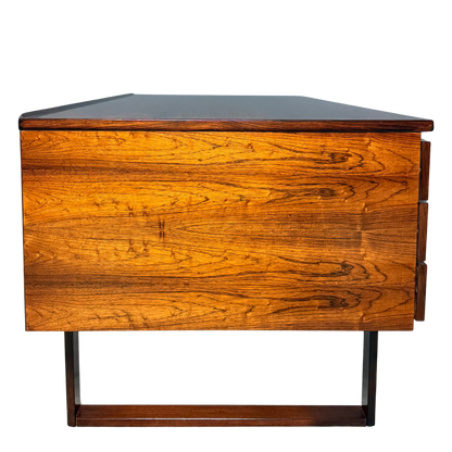 1960s Drylund : rosewood desk on runner legs, Denmark