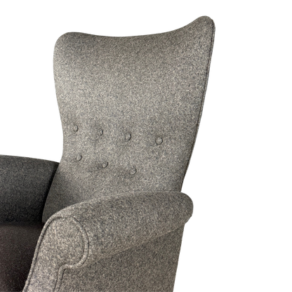 1950s Fritz Hansen : upholstered armchair with sculpted tall back