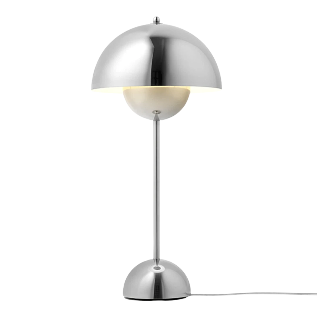 Verner Panton : Flowerpot VP3 Table Lamp for &tradition