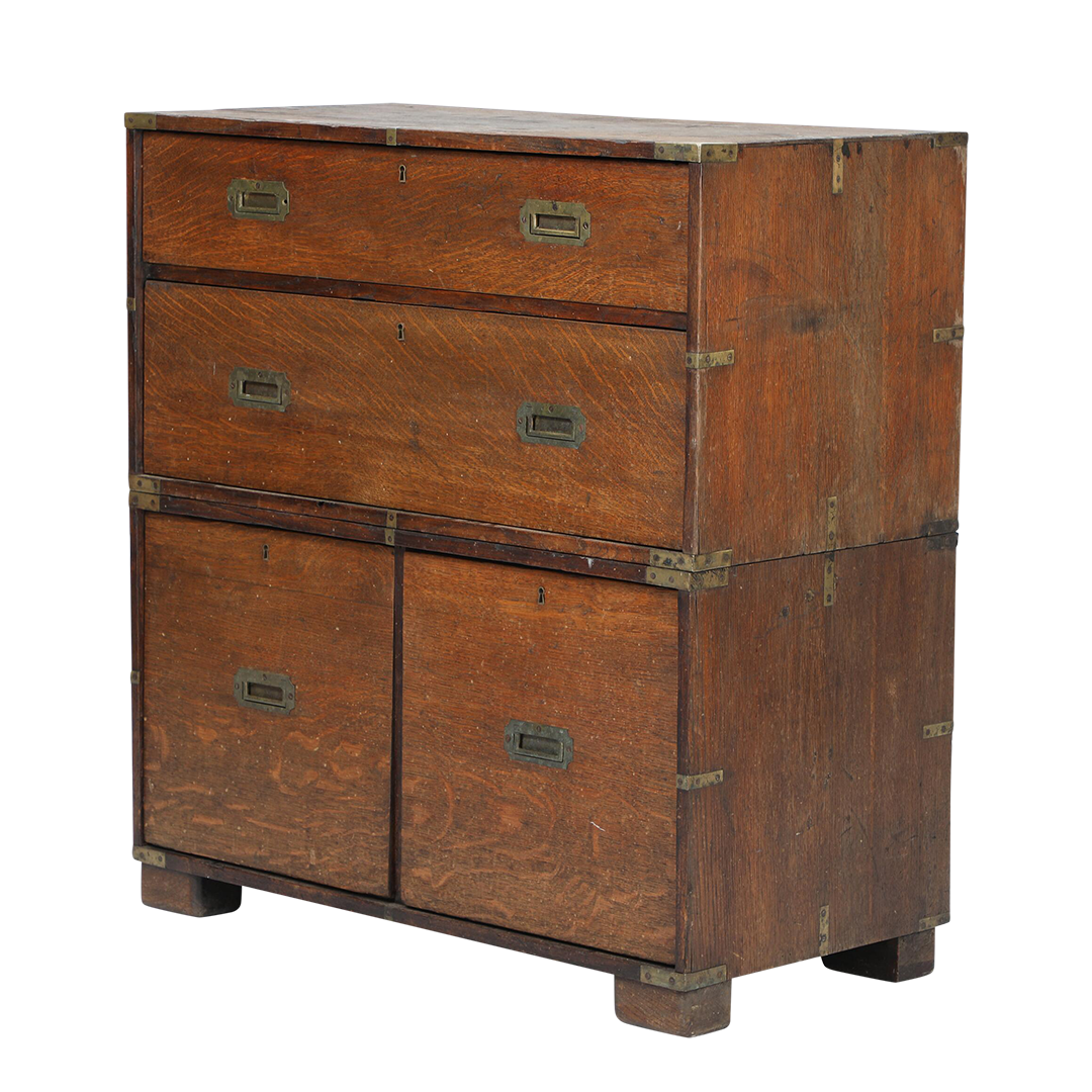 19th century English : solid oakwood military campaign chest