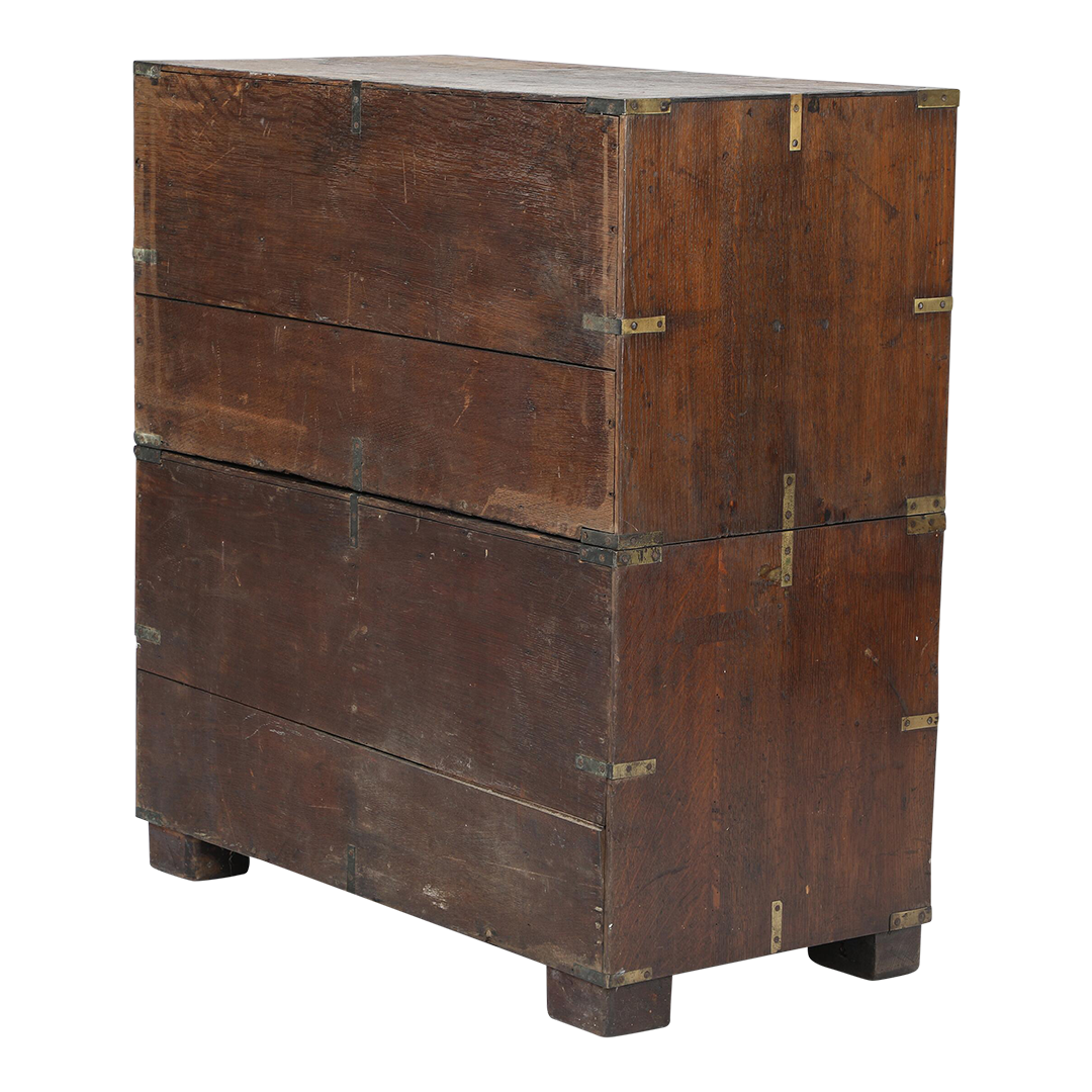 19th century English : solid oakwood military campaign chest