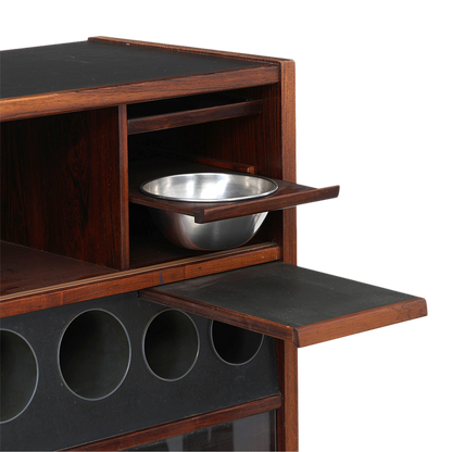 1960s Heltborg & Buck : standing rosewood bar cabinet with matching stools