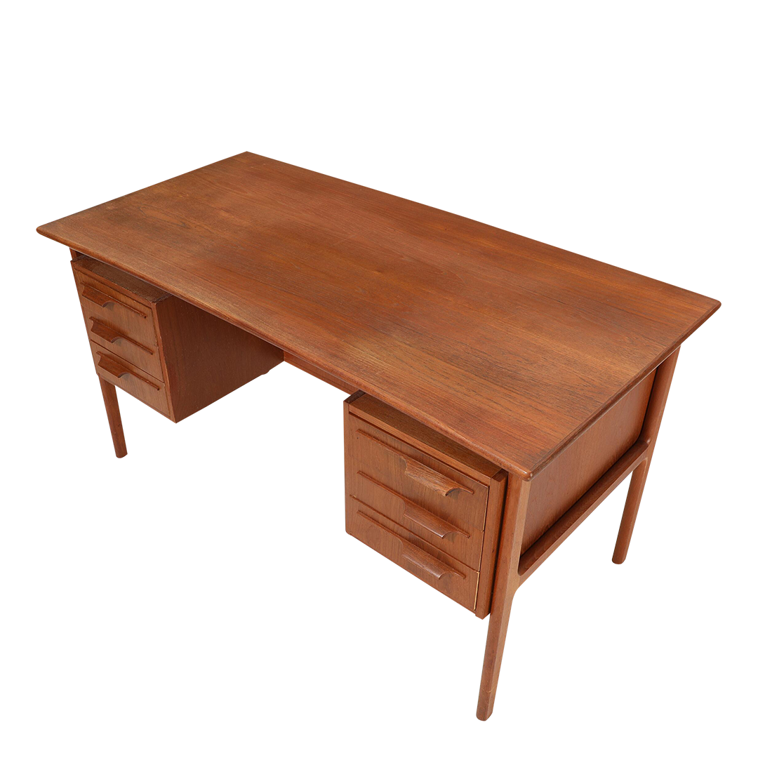 1960s Danish Design : classic teakwood 6-drawer 55" desk