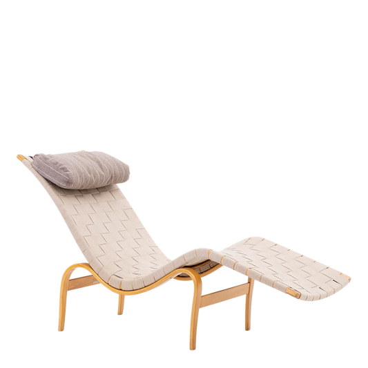 1960s Bruno Mathsson : "Pernilla 3" chaise lounge, beechwood & canvas strap