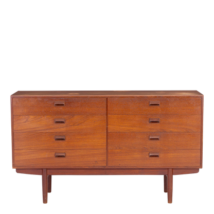1970s Børge Mogensen : teakwood 59" eight-drawer chest