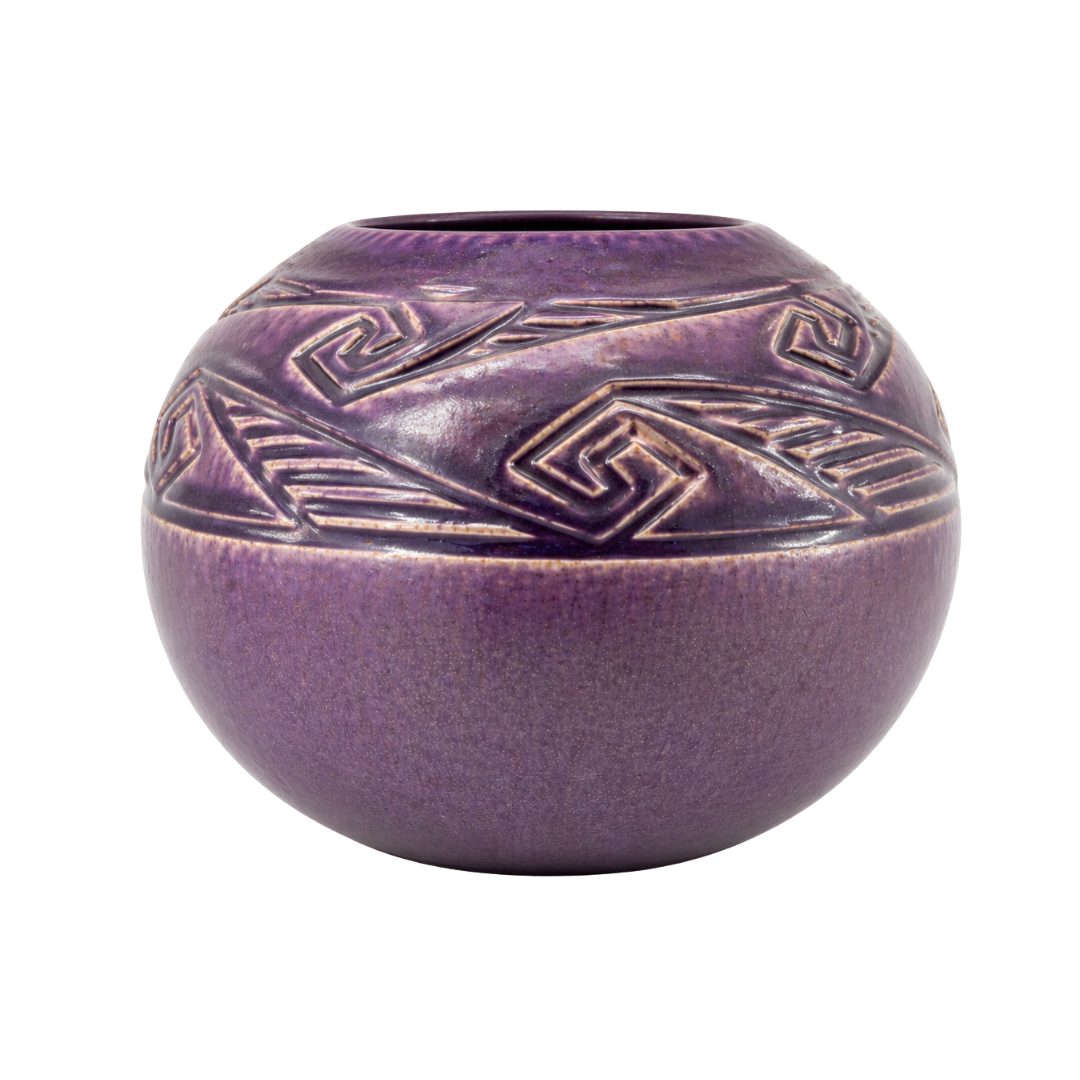 1909-1919 Rookwood : pottery vase in matte purple, banded geometric