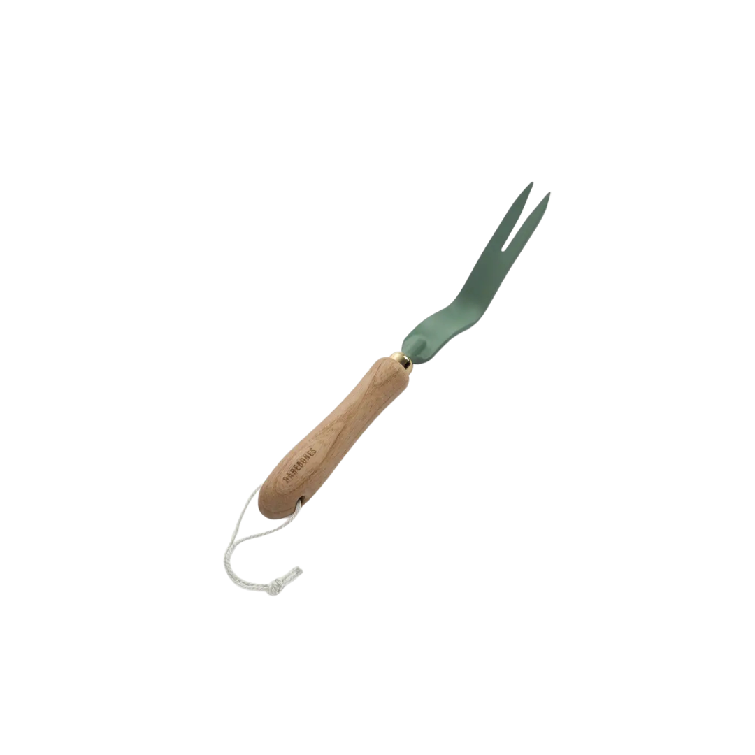 Barebones : Dandelion Weeding Fork, steel & walnut