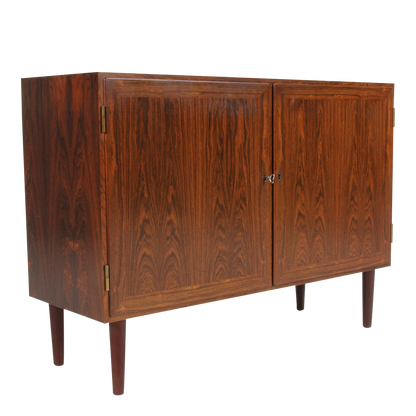 1960s Kai Winding : classic tall rosewood 2-door cabinet