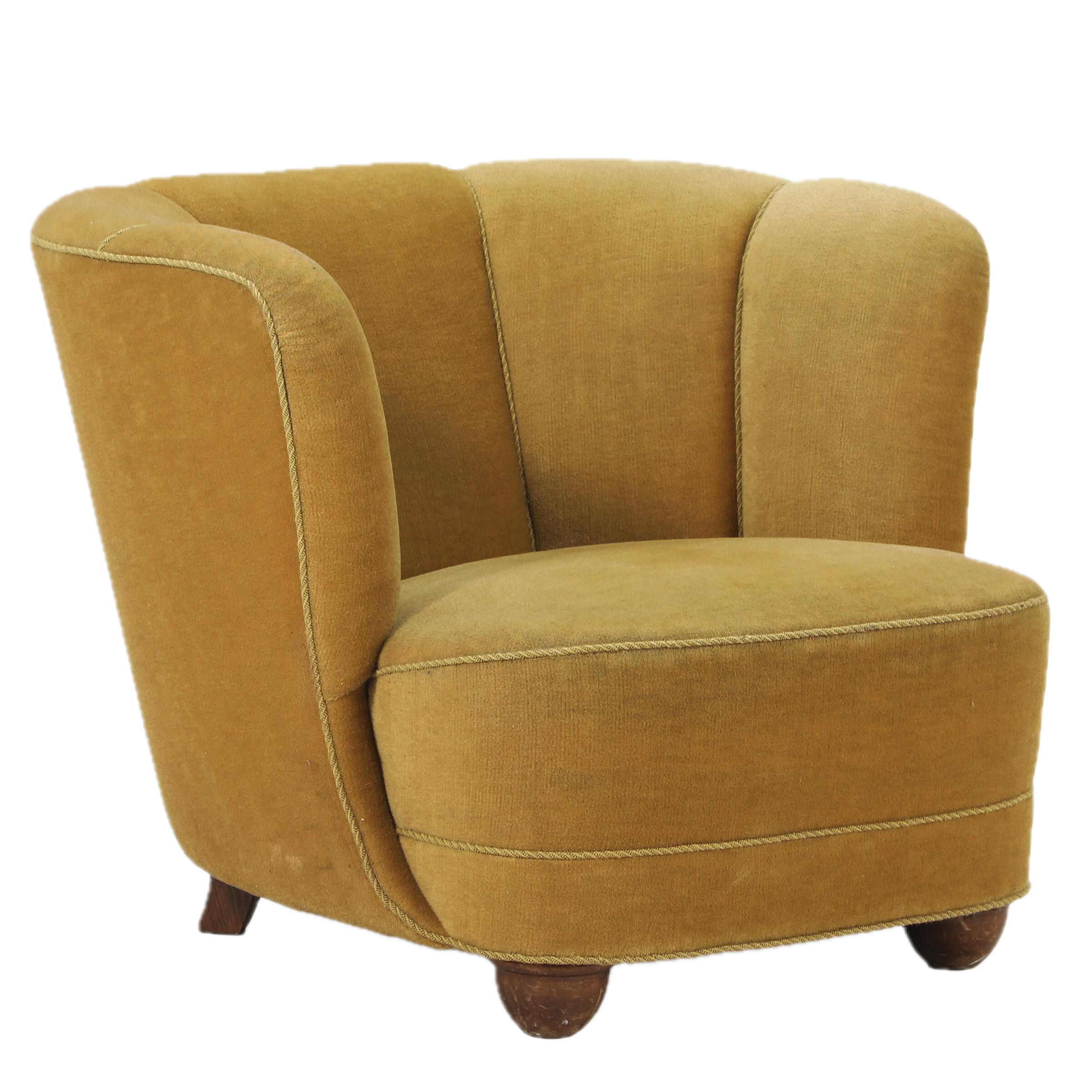 1940s Danish : classic modernist club chair in mustard velvet